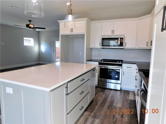 4730 Dry Creek Lane, Sherman, TX 75092