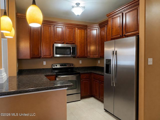 17063 Palm Ridge Drive, D'iberville, MS 39540