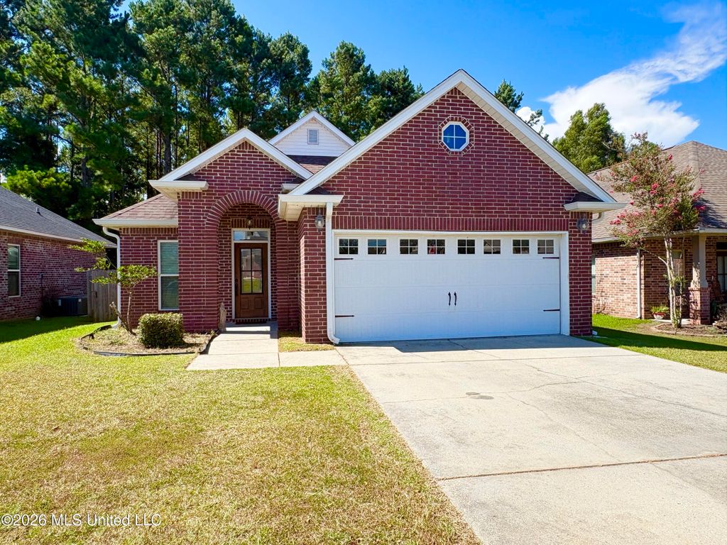 17063 Palm Ridge Drive, D'iberville, MS 39540