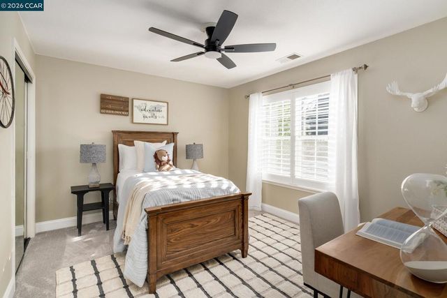 7 Eastward Ln, Danville, CA 94506