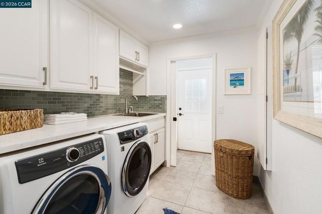 7 Eastward Ln, Danville, CA 94506