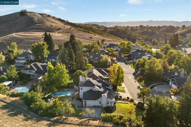 7 Eastward Ln, Danville, CA 94506