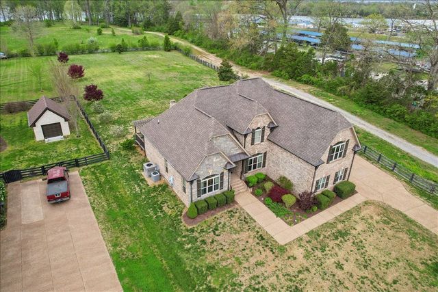 239 Cherokee Dock Rd, Lebanon, TN 37087