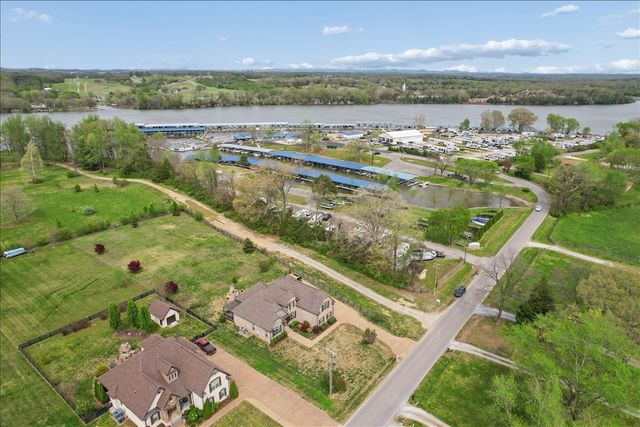 239 Cherokee Dock Rd, Lebanon, TN 37087