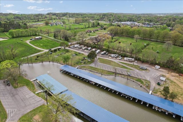 239 Cherokee Dock Rd, Lebanon, TN 37087