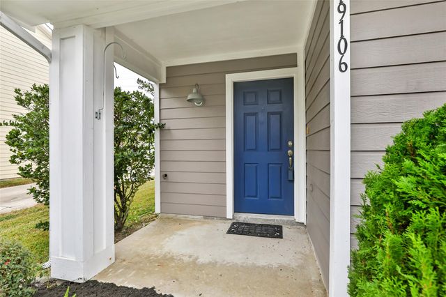 19106 Spruce Bough Lane, Humble, TX 77346