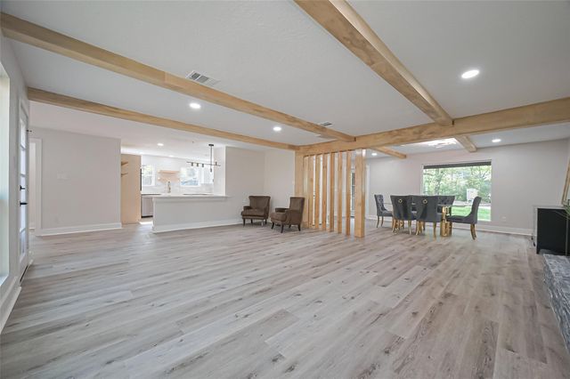 3 Roserush Court, The Woodlands, TX 77380