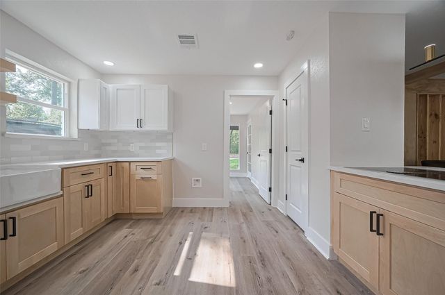 3 Roserush Court, The Woodlands, TX 77380