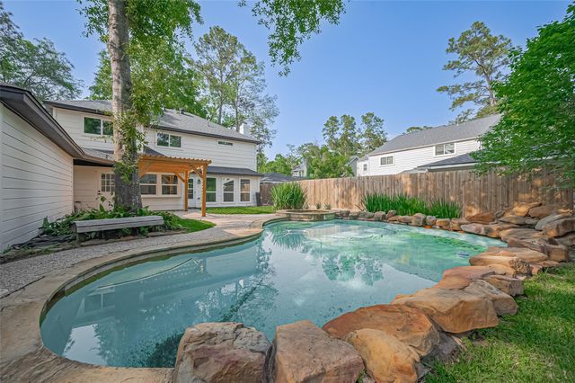 3 Roserush Court, The Woodlands, TX 77380