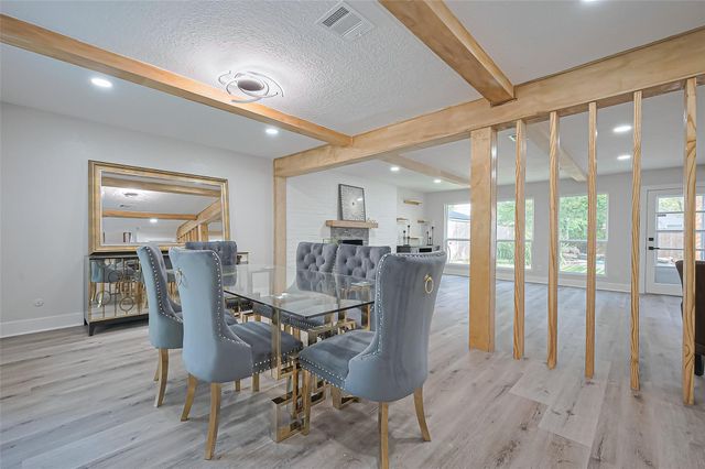 3 Roserush Court, The Woodlands, TX 77380