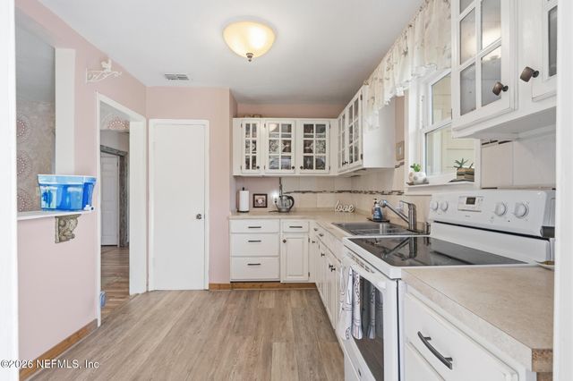 2522 SOUTHSIDE Boulevard, Jacksonville, FL 32216