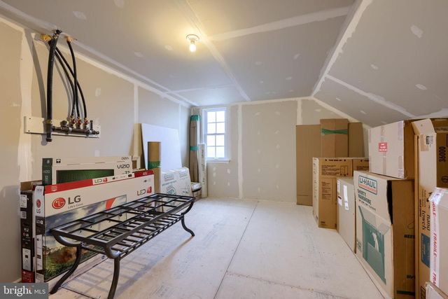 1032 PRESIDENTS DR, Lititz, PA 17543