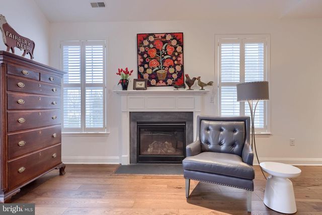 1032 PRESIDENTS DR, Lititz, PA 17543