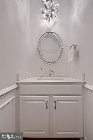 1032 PRESIDENTS DR, Lititz, PA 17543