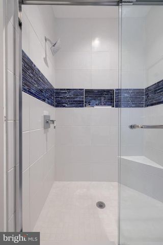 1032 PRESIDENTS DR, Lititz, PA 17543