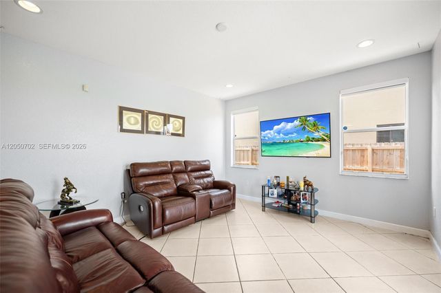 6504 SW 166th Court, Miami, FL 33193