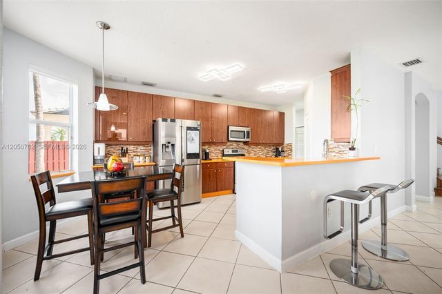 6504 SW 166th Court, Miami, FL 33193