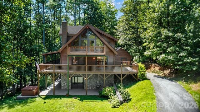 447 Hidden Lake Parkway, Nebo, NC 28761
