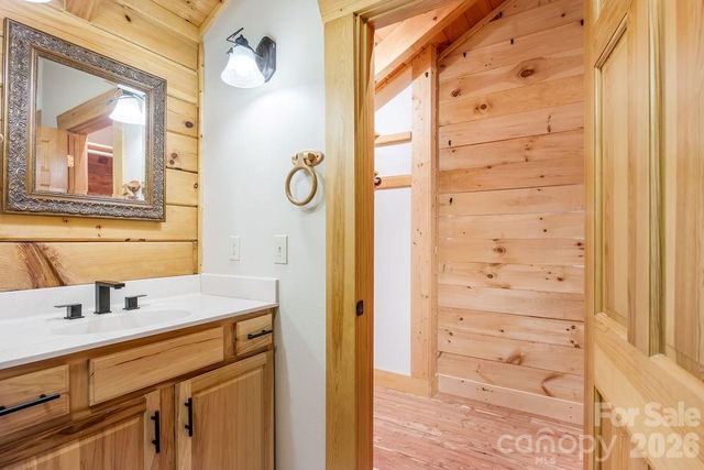 447 Hidden Lake Parkway, Nebo, NC 28761