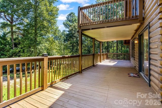 447 Hidden Lake Parkway, Nebo, NC 28761