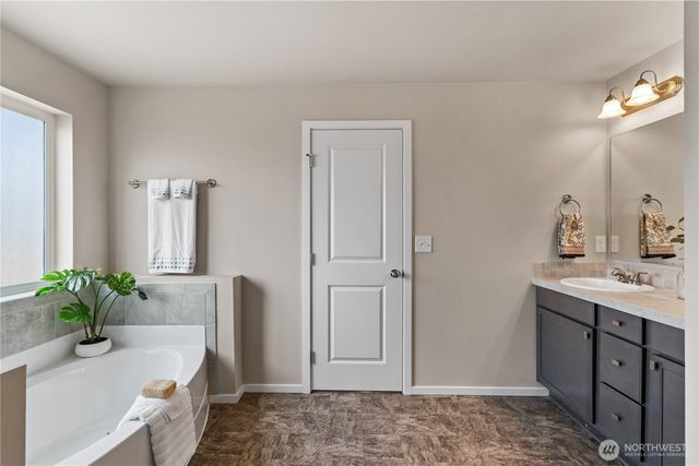 16514 45th Avenue E, Tacoma, WA 98446