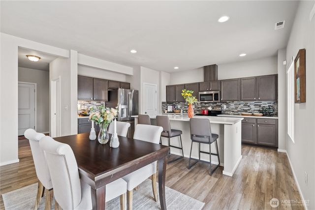 16514 45th Avenue E, Tacoma, WA 98446