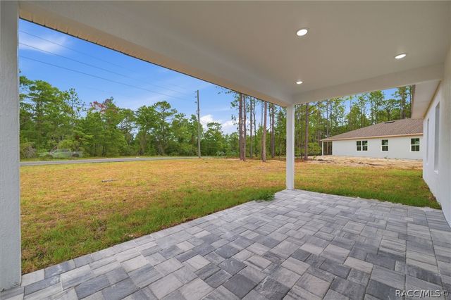 7712 N Tide Point, Citrus Springs, FL 34434