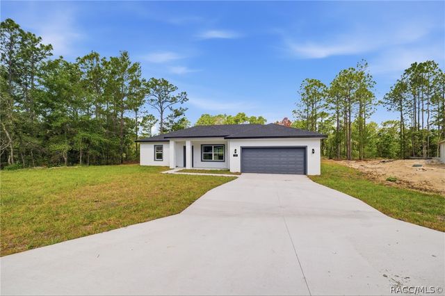 7712 N Tide Point, Citrus Springs, FL 34434