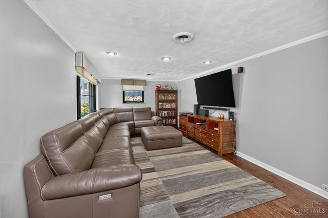7249 Longfield Drive, Madeira, OH 45243