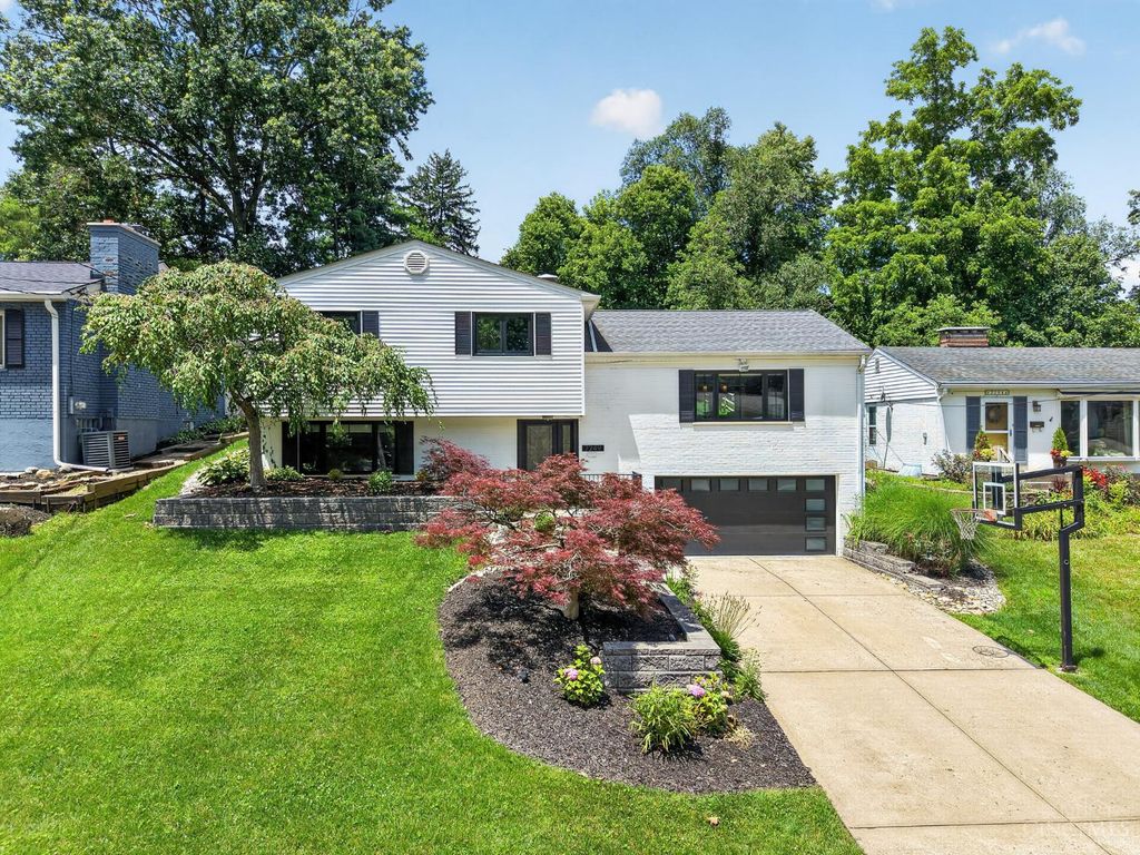 7249 Longfield Drive, Madeira, OH 45243