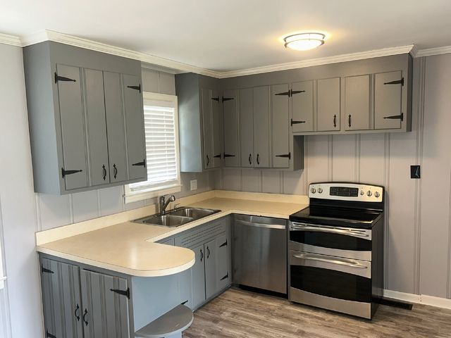 2639 Woodberry Dr, Nashville, TN 37214