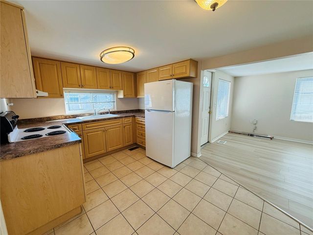 4851 W GANDY BOULEVARD B3L14, Tampa, FL 33611