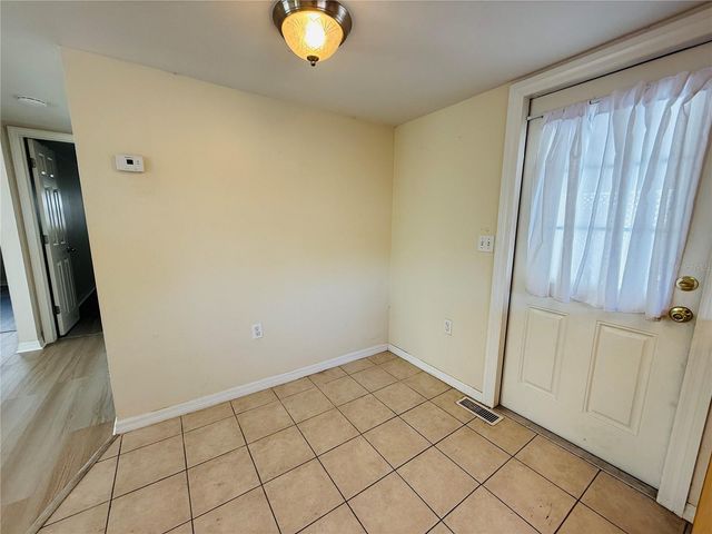 4851 W GANDY BOULEVARD B3L14, Tampa, FL 33611