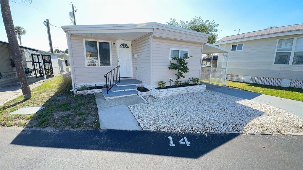 4851 W GANDY BOULEVARD B3L14, Tampa, FL 33611