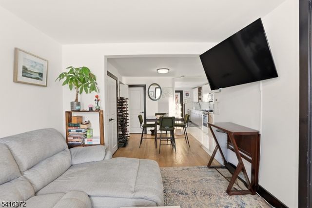 138 Broadway, Jersey City, NJ 07306