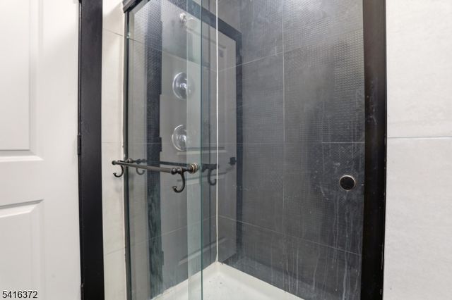 138 Broadway, Jersey City, NJ 07306