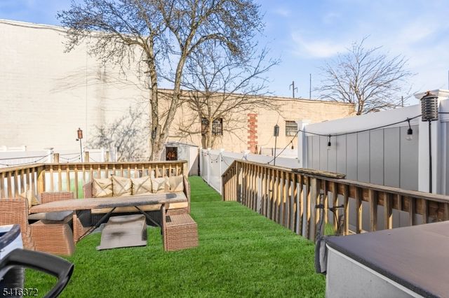 138 Broadway, Jersey City, NJ 07306