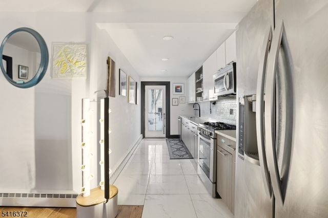 138 Broadway, Jersey City, NJ 07306