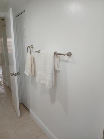 4760 Lucerne Lakes Boulevard W 405, Lake Worth, FL 33467