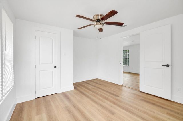 3510 Brooks Street, Dayton, TX 77535