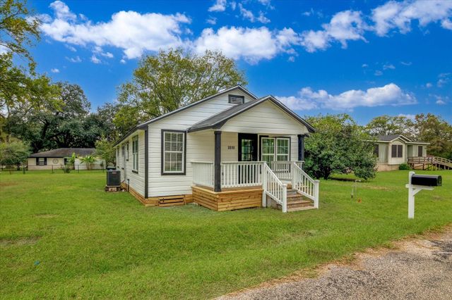 3510 Brooks Street, Dayton, TX 77535