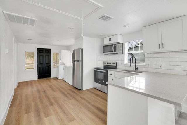 3510 Brooks Street, Dayton, TX 77535