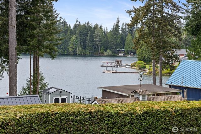 1125 W Lost Lake Road, Shelton, WA 98584