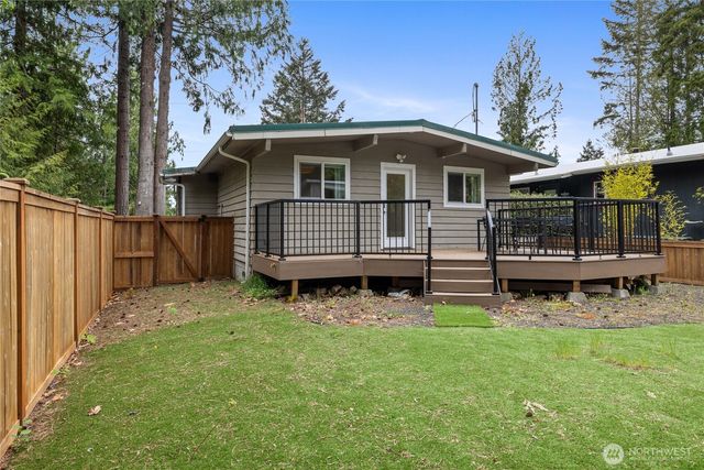 1125 W Lost Lake Road, Shelton, WA 98584
