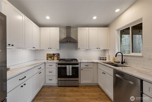 1125 W Lost Lake Road, Shelton, WA 98584