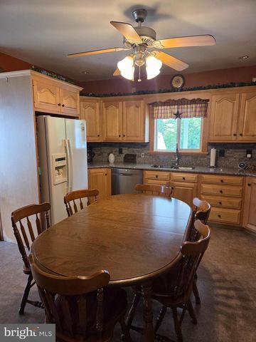 416 W MARKET ST, Williamstown, PA 17098