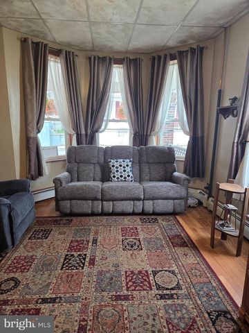 416 W MARKET ST, Williamstown, PA 17098