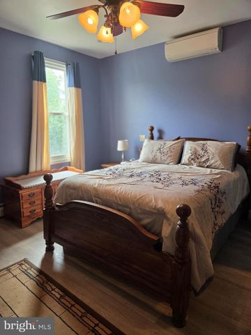 416 W MARKET ST, Williamstown, PA 17098