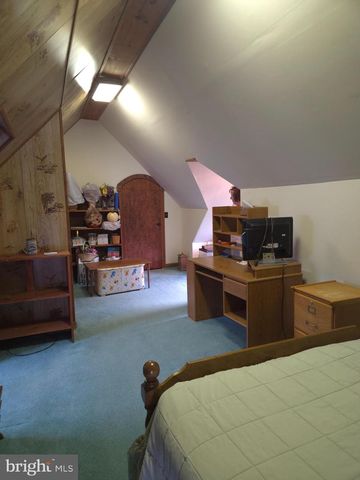 416 W MARKET ST, Williamstown, PA 17098