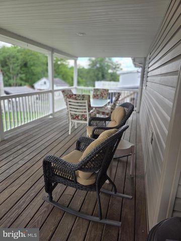 416 W MARKET ST, Williamstown, PA 17098